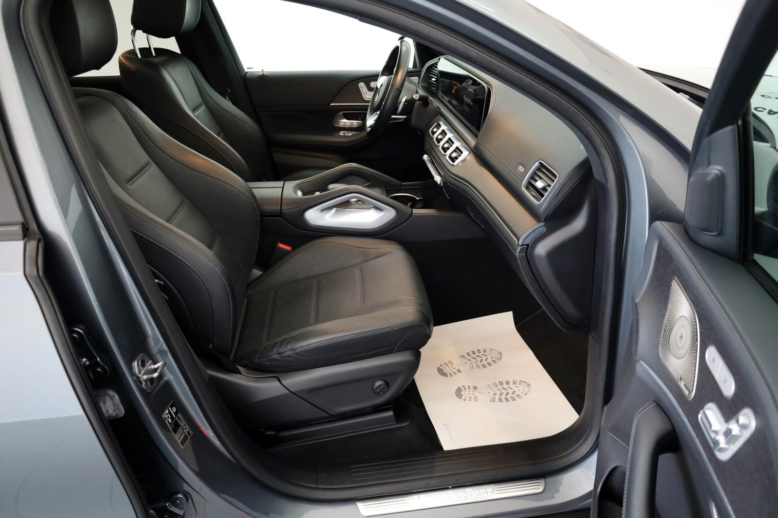 Fahrzeugabbildung Mercedes-Benz GLE 350de Coupe AMG line,Pano,HUD,360°,Burmester
