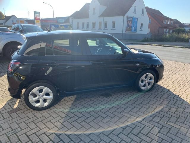 Fahrzeugabbildung Suzuki Swift 1.2 Dualjet Hybrid Comfort CarPlay/Kamera/