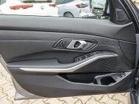 BMW 330 - Vorschau Bild 20