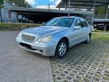 Mercedes-Benz Mercedes Benz C220 CDI - Mercedes-Benz C 220 aus 2002: Cdi