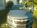 Chevrolet Cruze 1.6 Benziner - - Chevrolet Cruze: 1.6