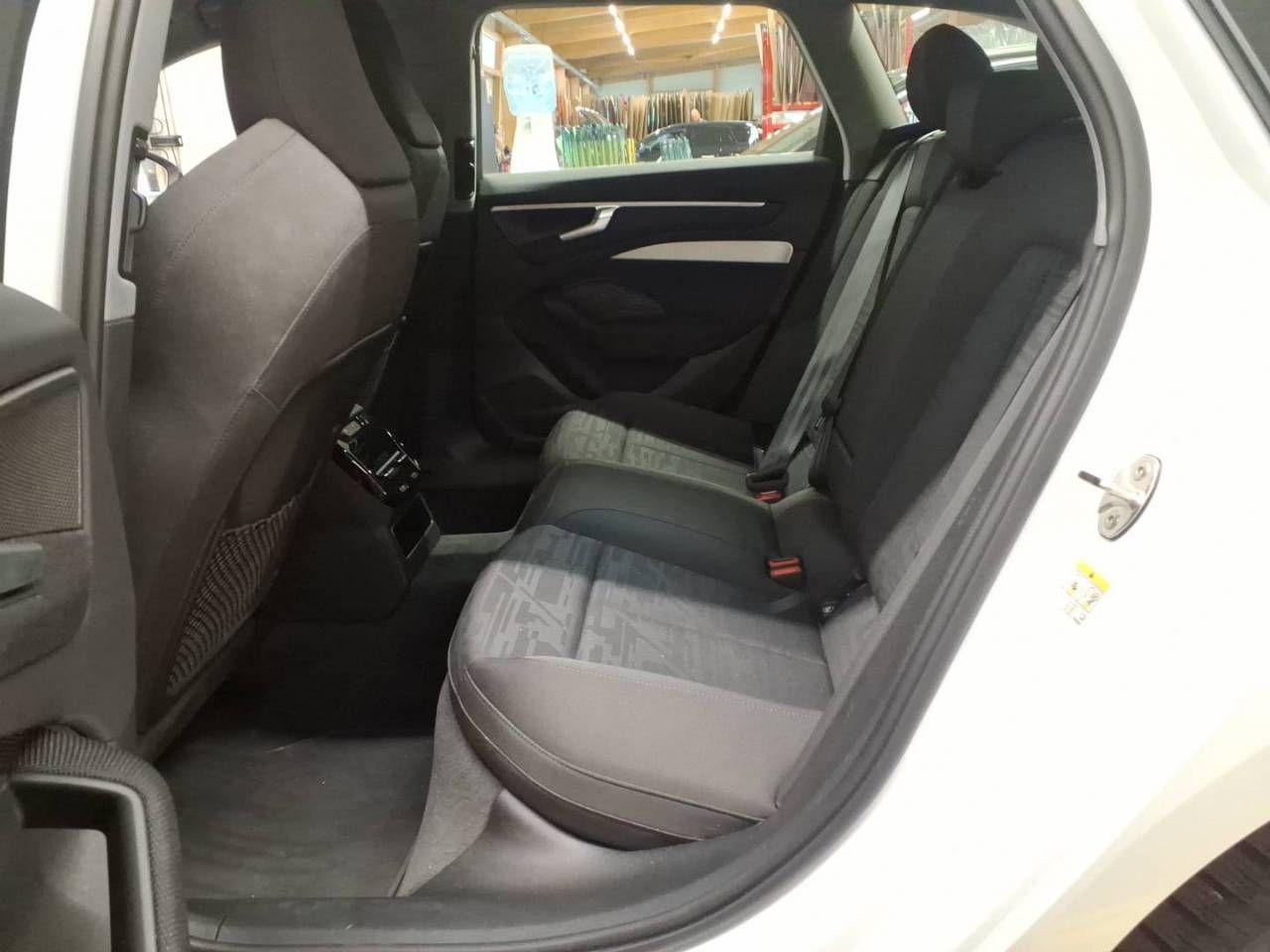 Audi A6 Avant TFSI 204PS AHK.B-DISPLAY.LED.VIRTUAL.KA