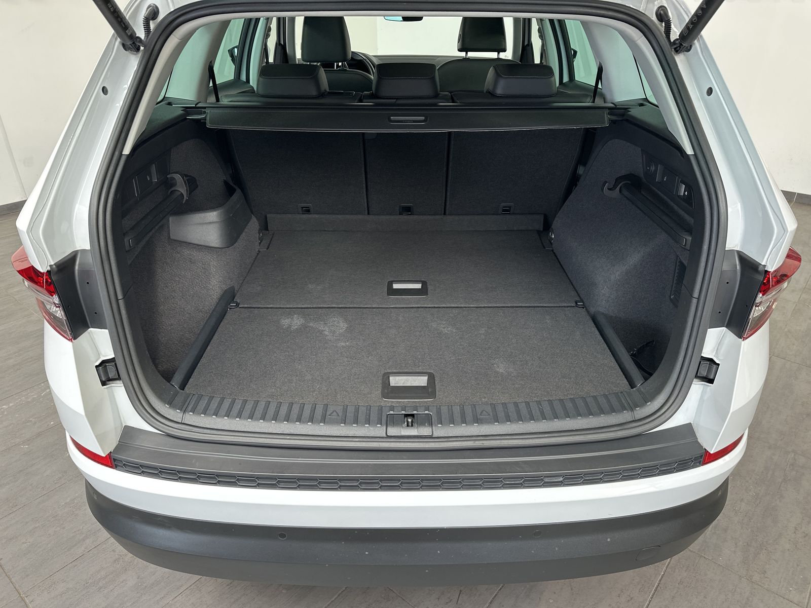 Fahrzeugabbildung SKODA Kodiaq 2.0 TDI 4x4 DSG Style NAV+LED+AHK+360°+VC