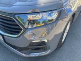 Ford Grand Tourneo PHEV Connect Titanium L2 - graue Ford Grand Tourneo