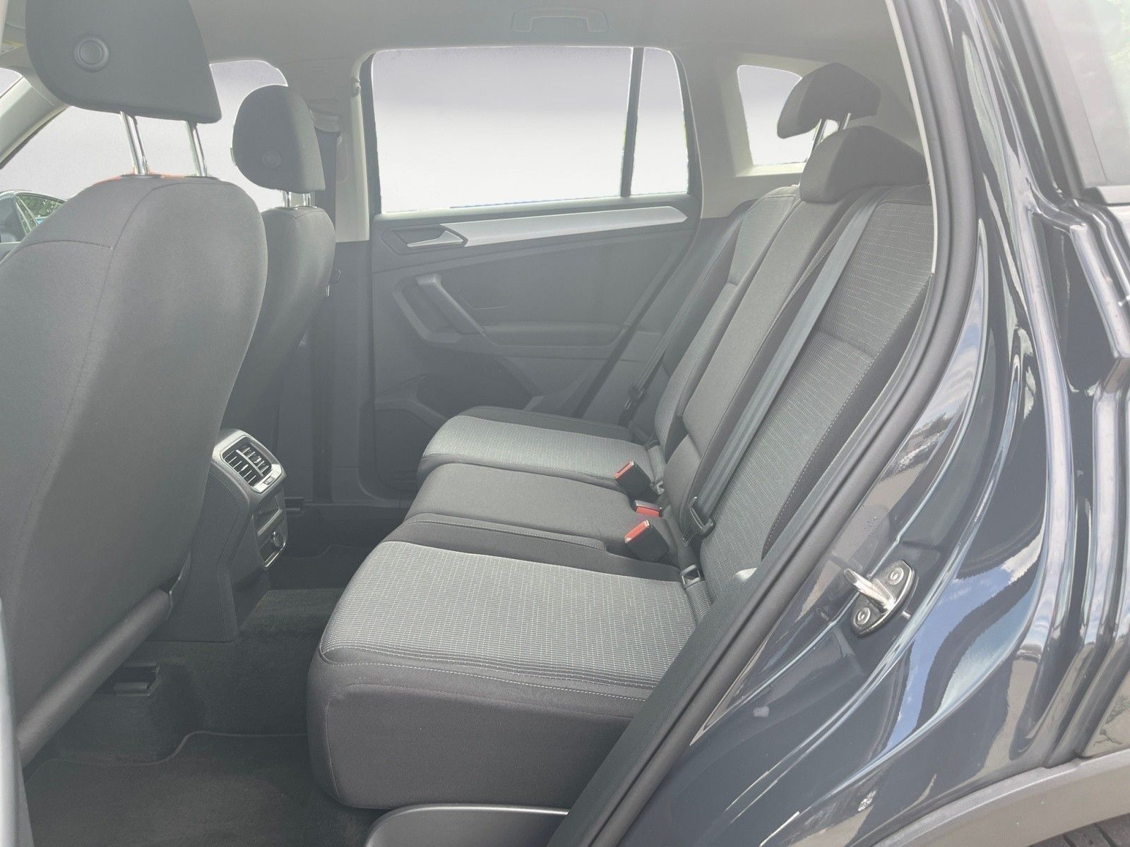 Volkswagen Tiguan - Bild 9