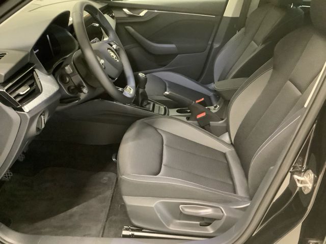 Kamiq Tour 1,5 TSI NAVI PDC KLIMAAUTO SH ALU