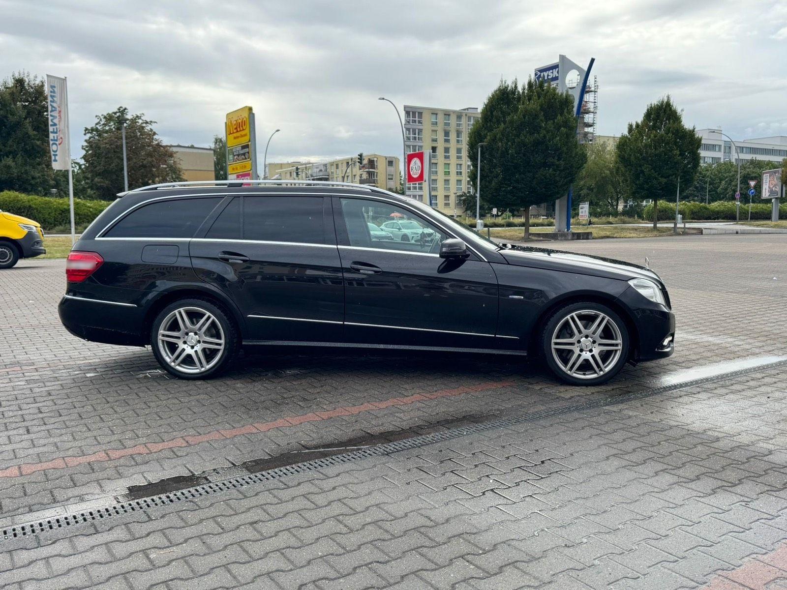 Mercedes-Benz E350 2010 — engine 231 HP (170kW)