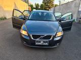 Volvo V50 D2 R-design - Volvo V50: R Design