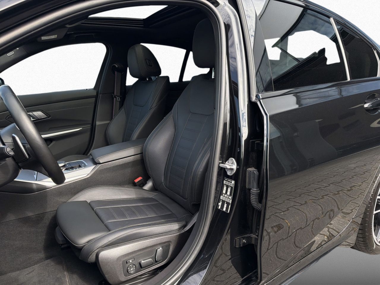 BMW 330 - Bild 10