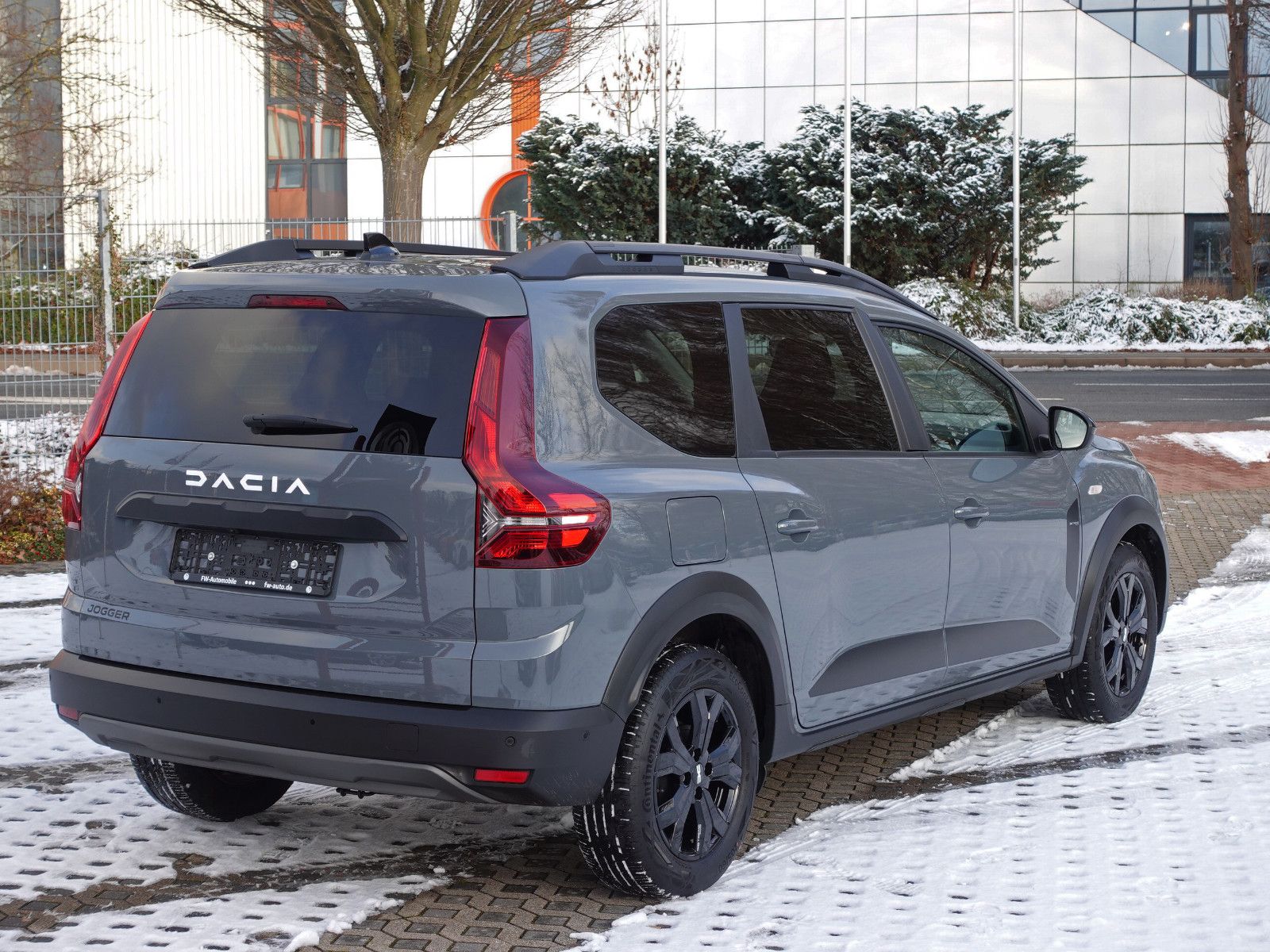 Fahrzeugabbildung Dacia Jogger TCe 110 Extreme+ I.Hd AHK Navi Garantie+