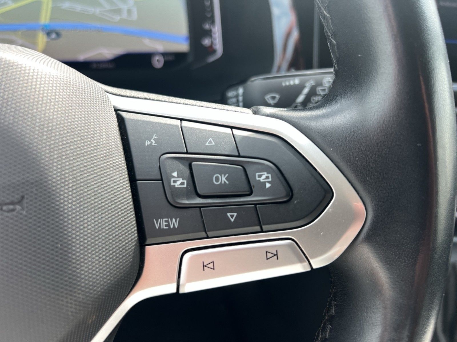 Fahrzeugabbildung Volkswagen T6 Multivan T6.1 TDI Gen. Six 4Mo. DSG LED NAVI