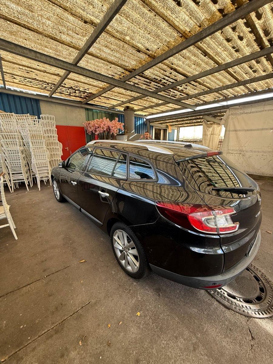 Renault Megane 2010 — photo 5