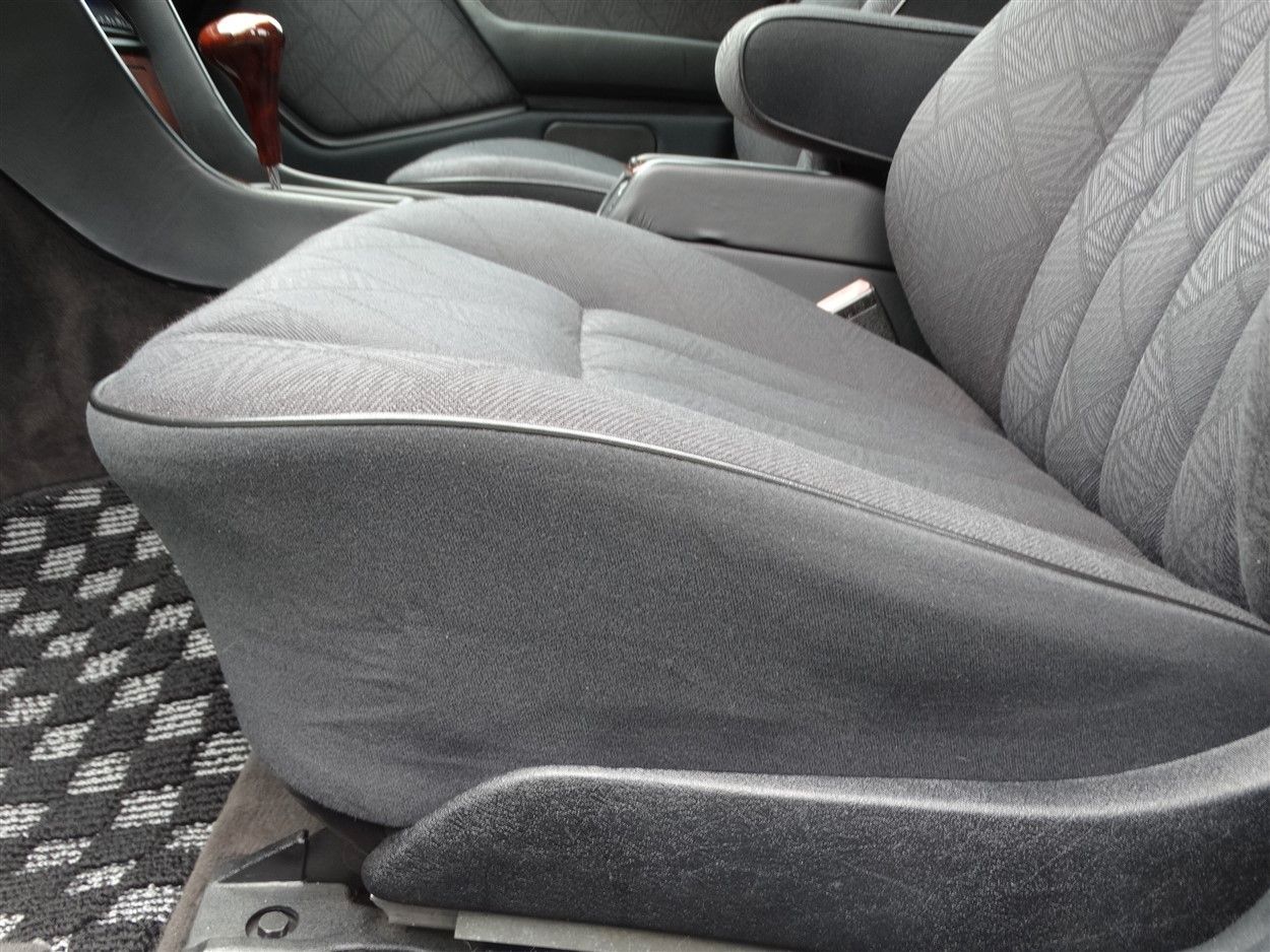 Fahrzeugabbildung Mercedes-Benz E 320 Kombi/Ausnahmezustand/7 Sitze/Klima