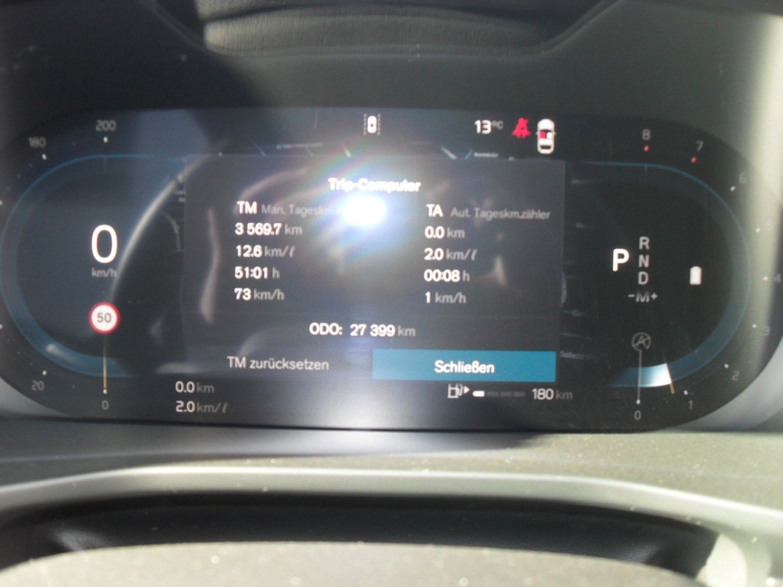 Fahrzeugabbildung Volvo XC 40 B3 Plus Black Edition | 360° | Panor.