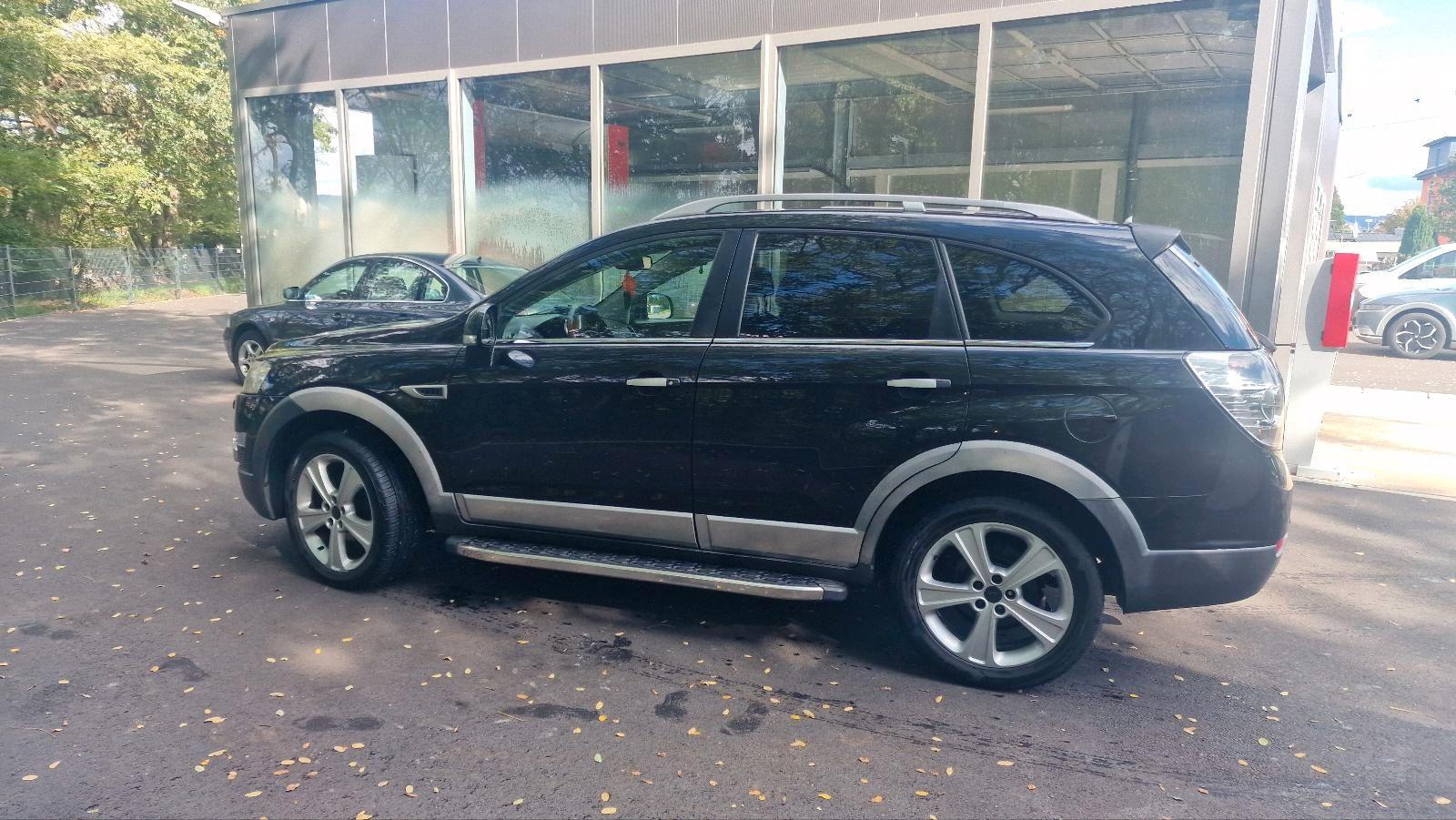 Chevrolet Captiva 2012 — салон