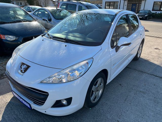 Peugeot 207 Forever - 1.Hand, TÜV und Kette neu