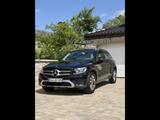 Mercedes-Benz 220 GLC 220 d 4MATIC Autom. - - Mercedes-Benz 220: A