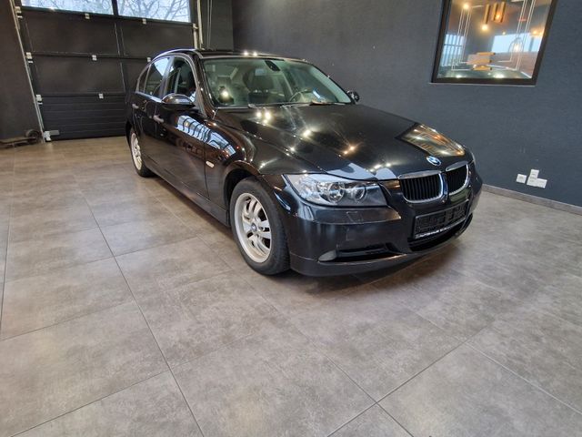 BMW 320d*Xenon*Volleder*Klimaauto*PDC*