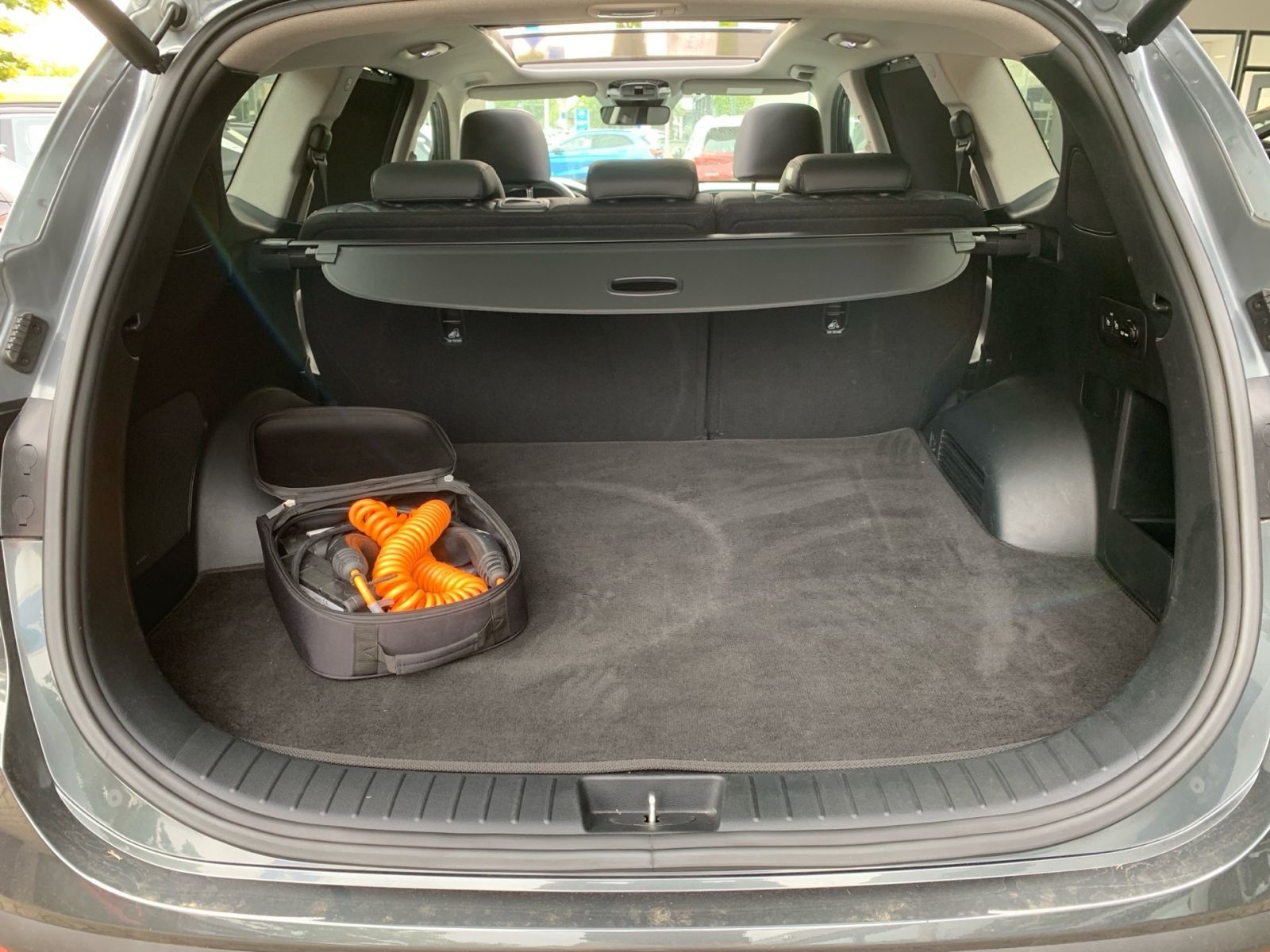 Fahrzeugabbildung Hyundai SANTA FE 1.6 T-GDI Prime Plug-In Hybrid 4WD Pano