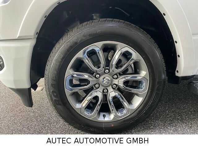Fahrzeugabbildung Dodge LARAMIE CREW CAB SPORT  12"  HEMI 4x4