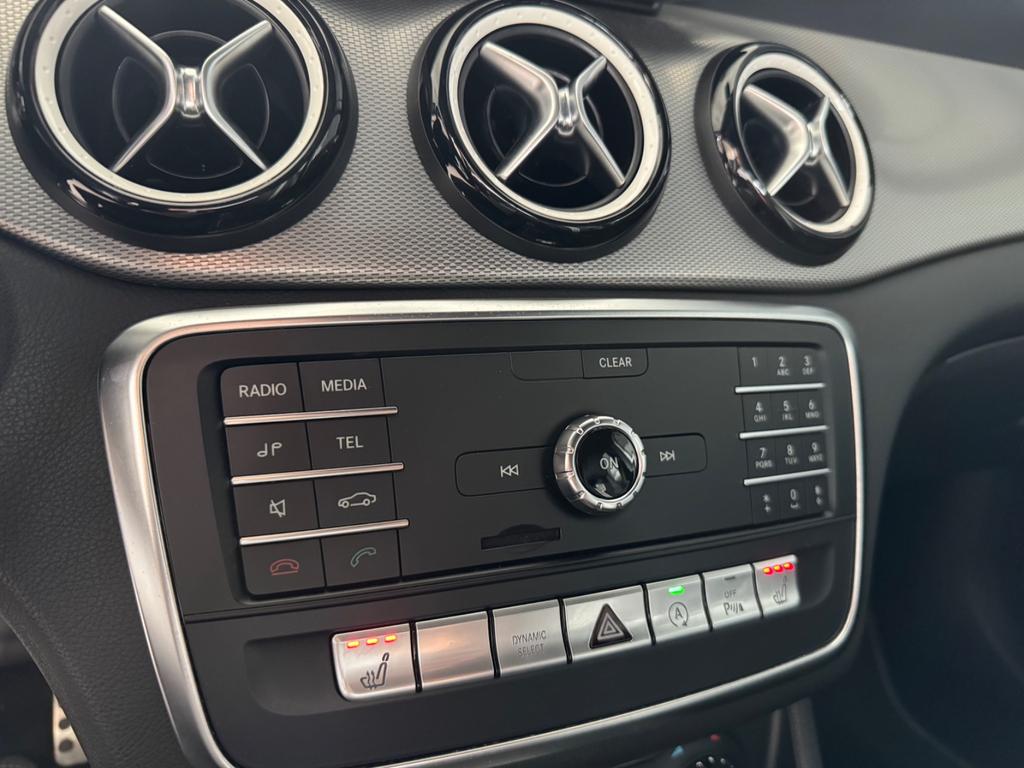Mercedes-Benz A 220