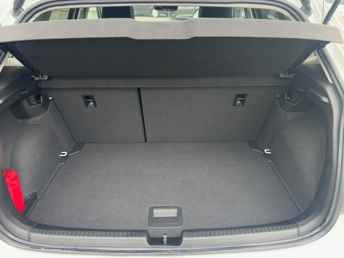 Volkswagen Polo - Bild 14