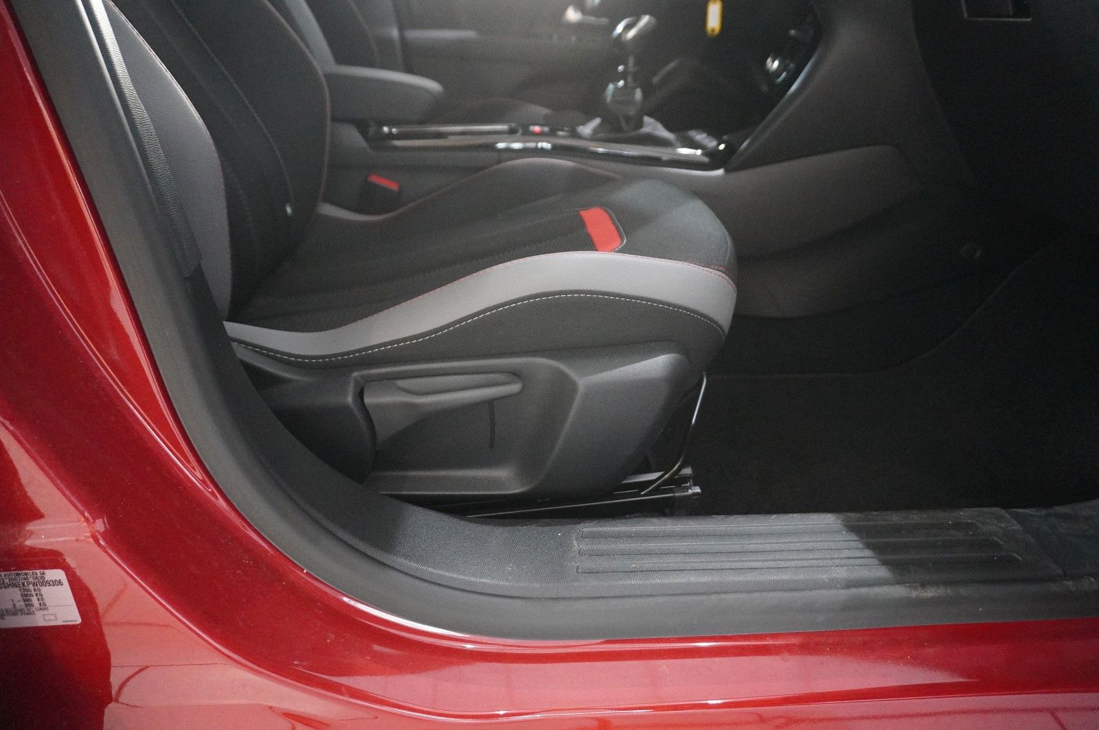 Fahrzeugabbildung Opel Mokka GS SPORT 1.2T NAVI/LED/KAMERA/SPORT/DAB+