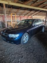 BMW 735i A - - BMW 7 Series aus 2004