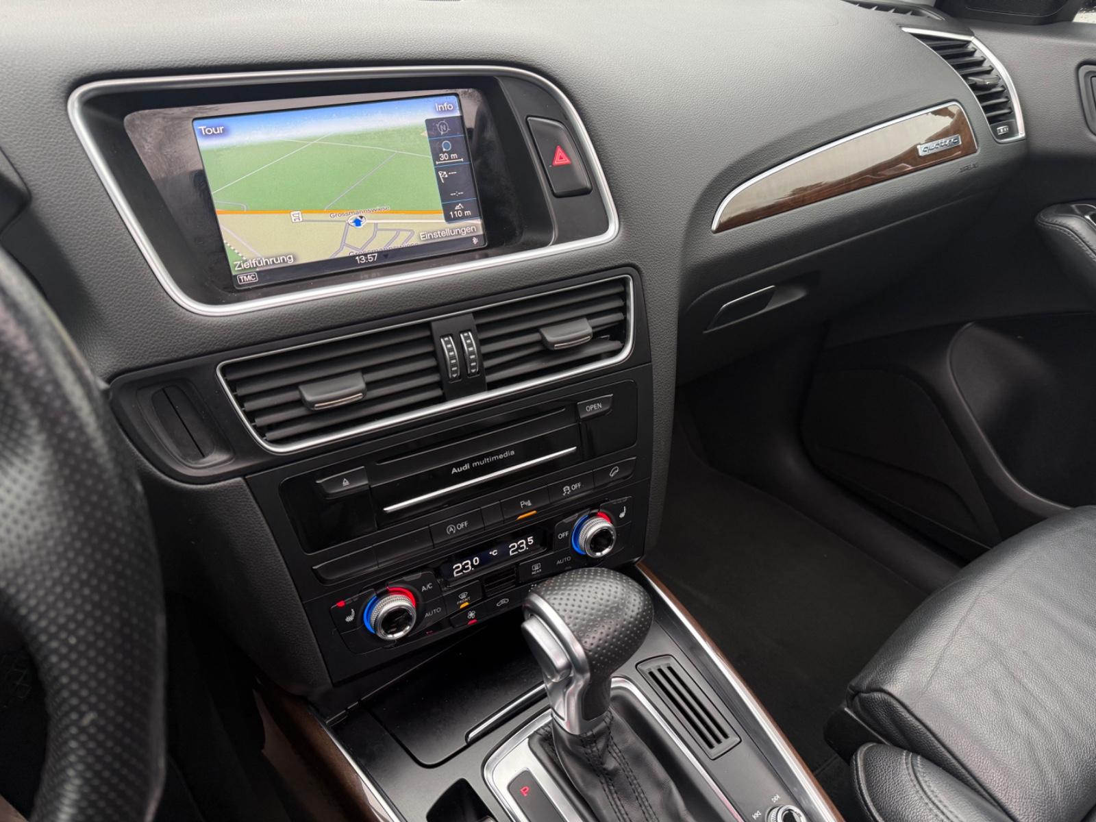 AUDI Q5 3.0 TDI QUATTRO S-LINE / PANORAMIQUE | 258 ch | BVA | VOLANT EN CUIR