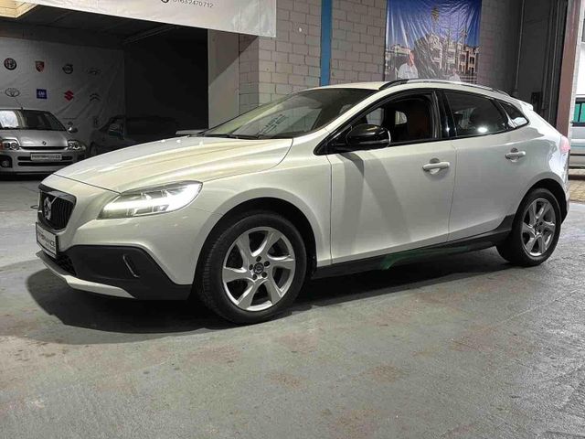 Volvo V40 Cross Country Pro Leder Navi AHK ab 149€ M.