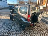 Suzuki Jimny 1.3 4WD Club Club - Suzuki Jimny mit Benzin-Antrieb