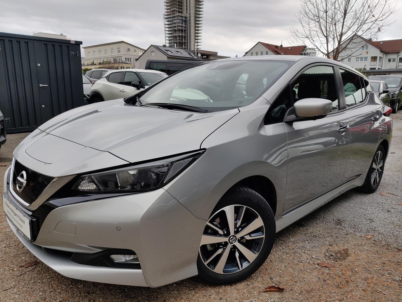 Nissan LEAF 40 kW/h ACENTA Winter AVM