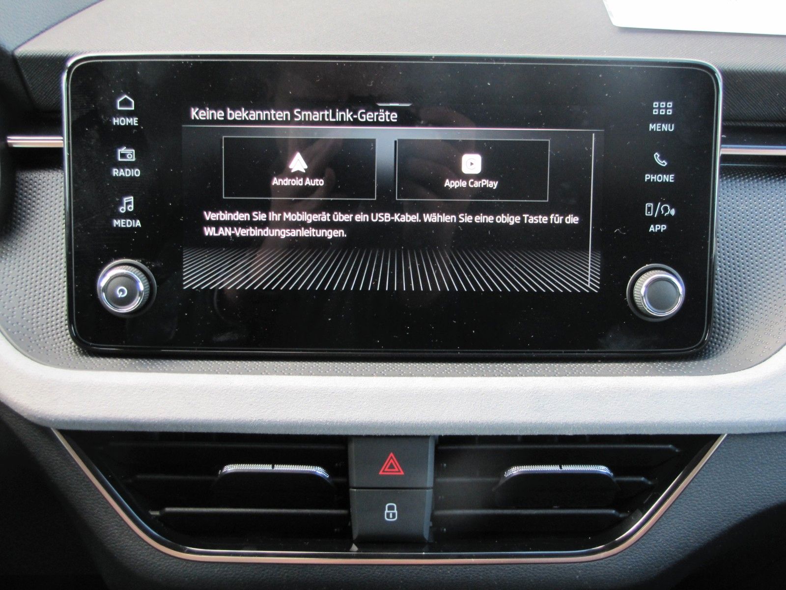 Fahrzeugabbildung SKODA Kamiq Tour 1.5l TSI 150PS