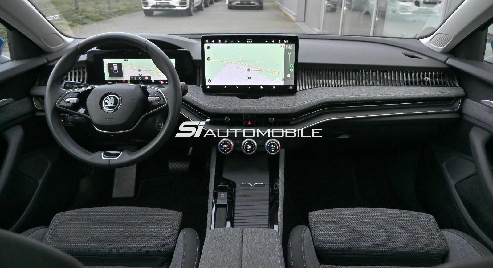 Fahrzeugabbildung SKODA Superb 2.0 TSI DSG Selection Combi 4x4 °ACC°AHK°