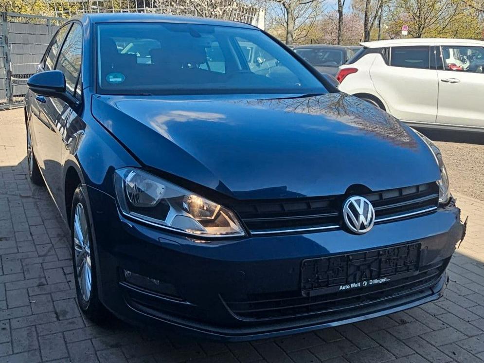 Volkswagen Golf VII Lim. Cup BMT * NAVI VORB.*KLIMAA.*TEMP*