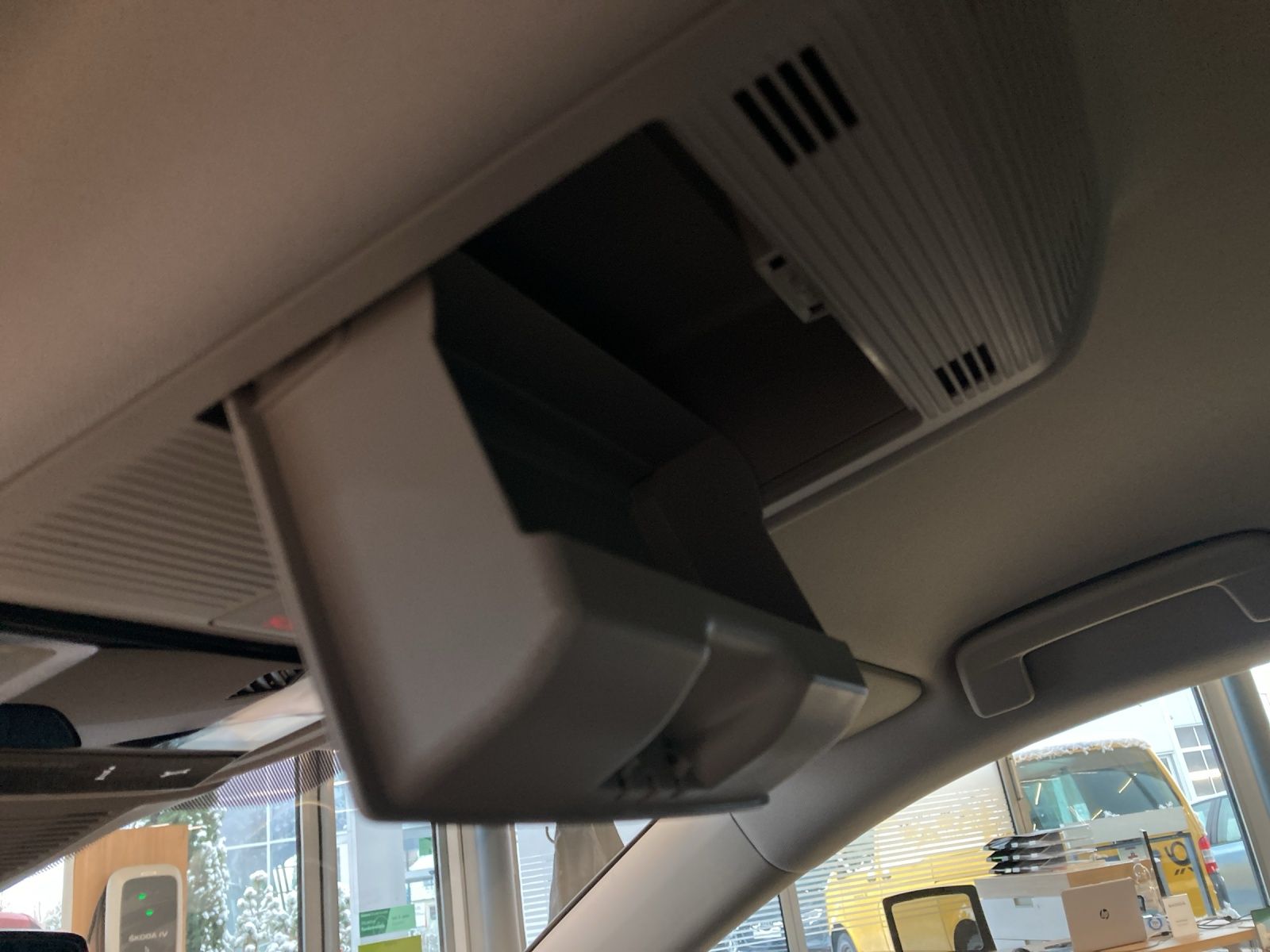 Fahrzeugabbildung SKODA Octavia Combi Balance 1.5 TSI mHEV DSG AHZV 3 J