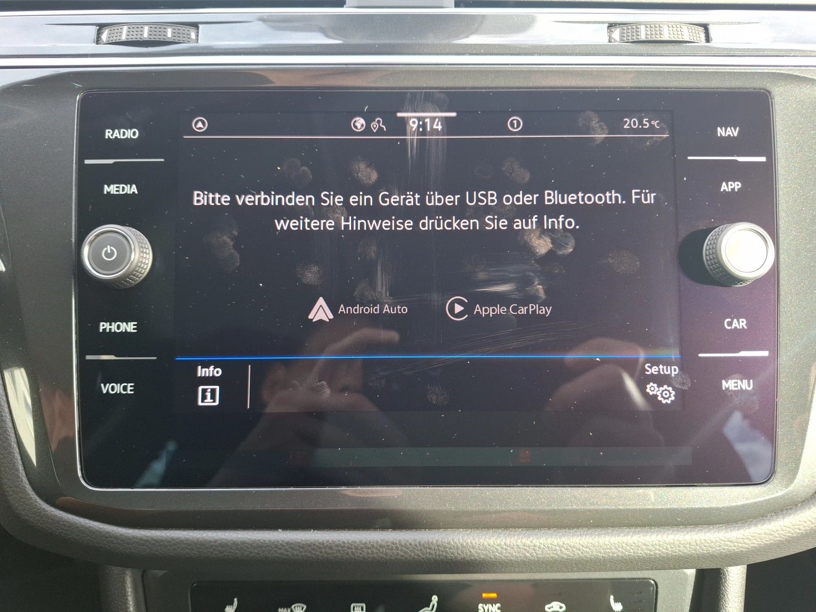 Fahrzeugabbildung Volkswagen Tiguan TSI Elegance DSG Matrix Navi AID HUD ACC
