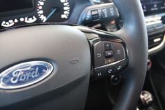 Fahrzeugabbildung Ford Fiesta 1,5 TDCi Cool & Connect KLIMA + PDC