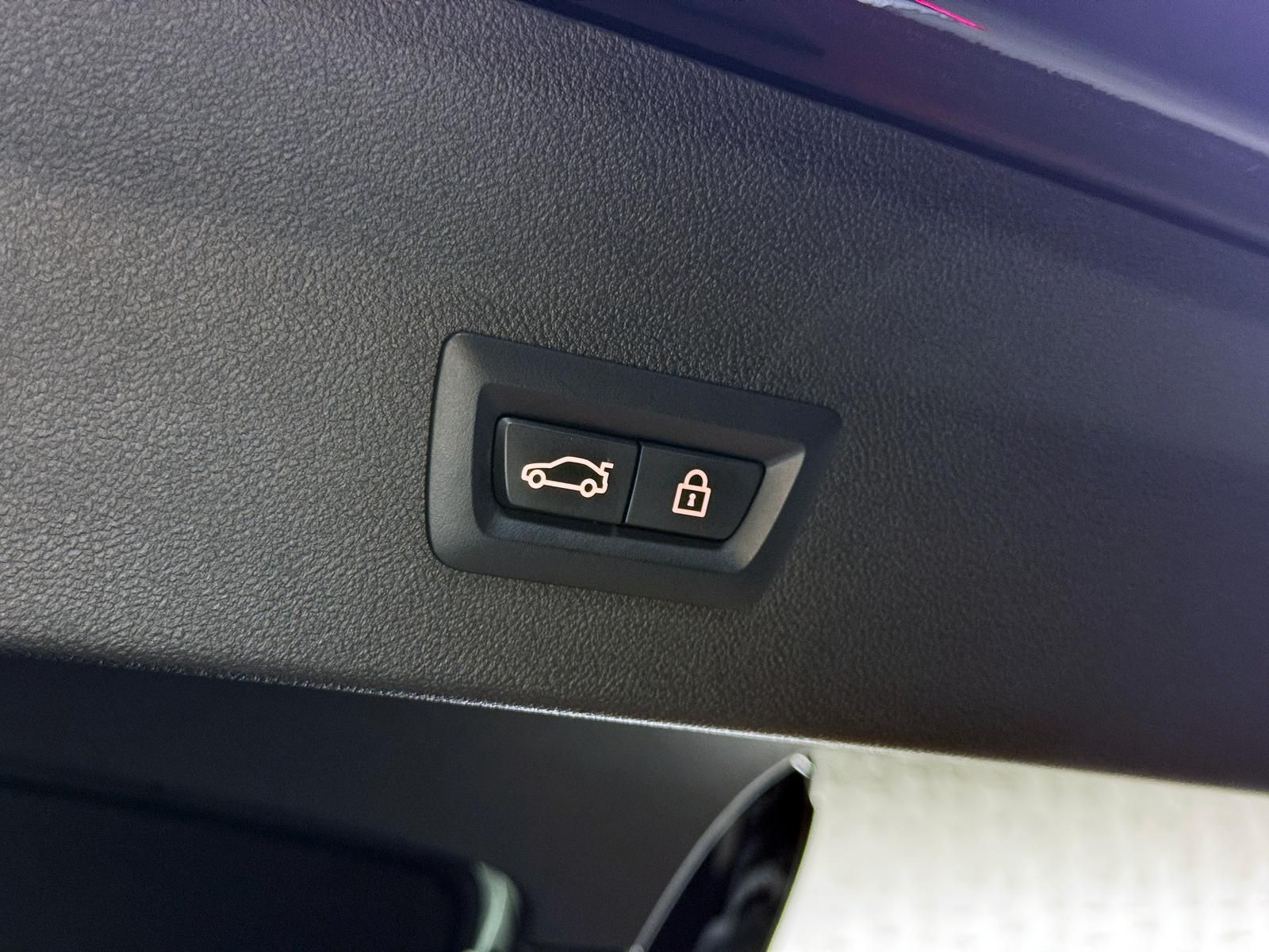 Fahrzeugabbildung BMW COMPETITION/KLAPPEN-AGA/H&K/ACC/AHK/HUD/KEYL/21"