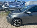Volkswagen Golf VII Lim. Join Start-Stopp 1.6TDI DSG - Volkswagen Golf mit Diesel-Antrieb: Limousine, 1.6