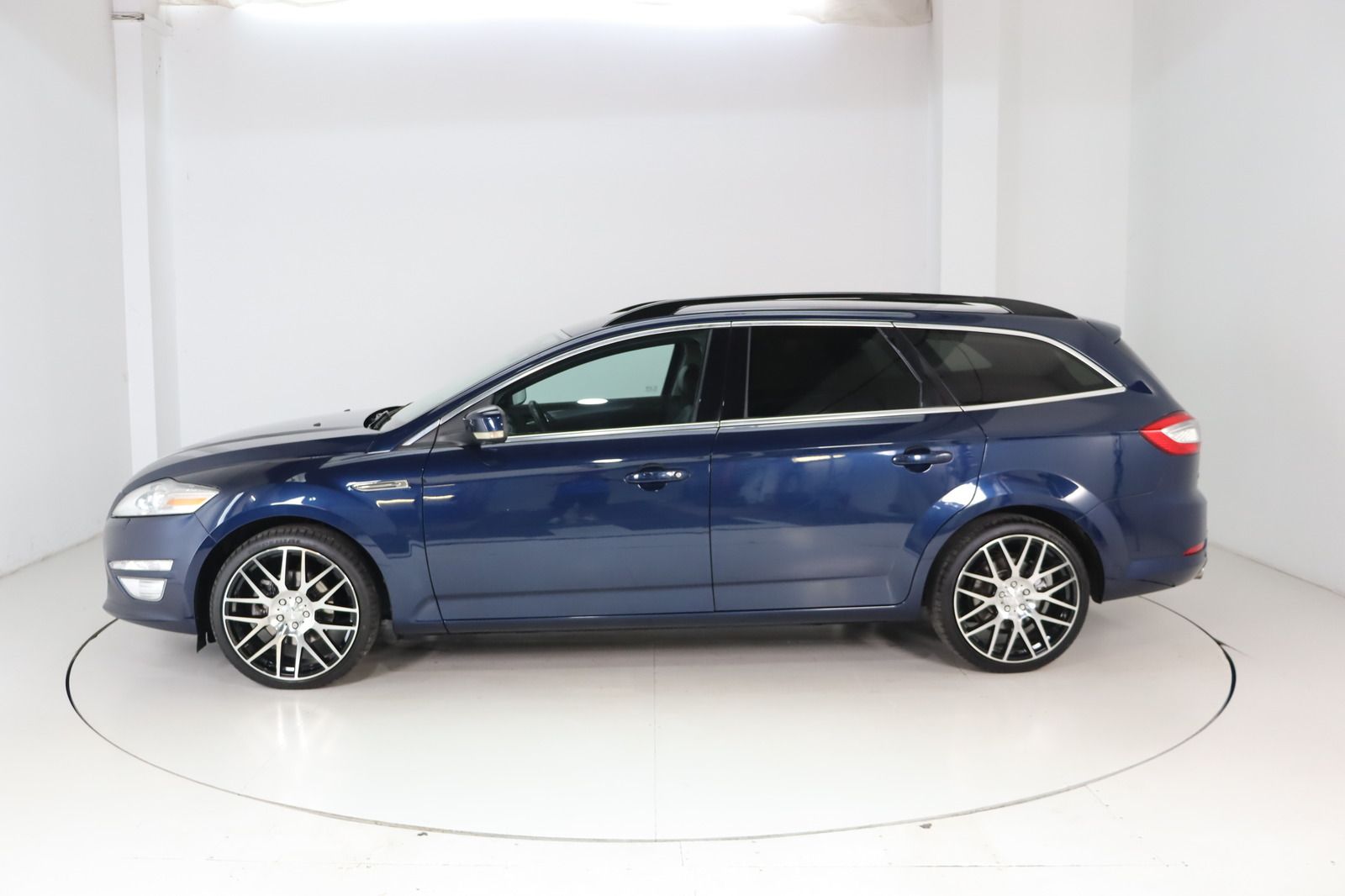 Fahrzeugabbildung Ford Mondeo Turnier 2.0i Titanium * Sitzhzg * Top