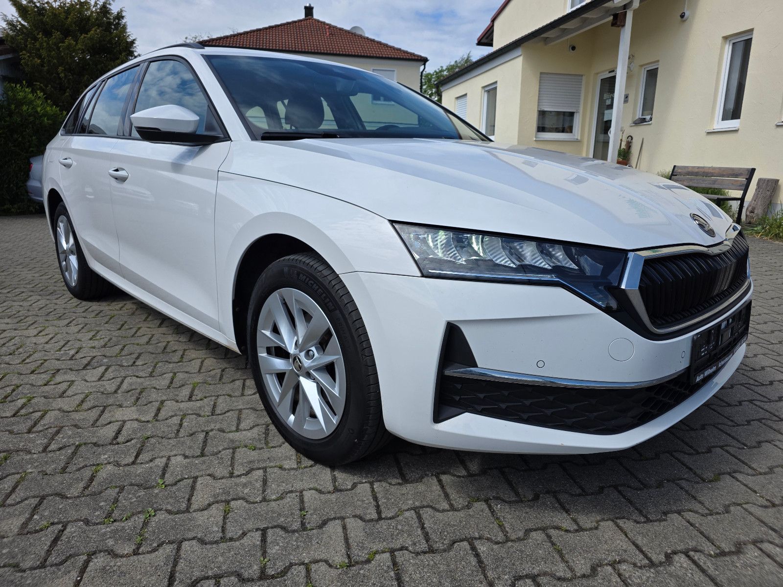 Skoda Octavia 2.0TDI AHK ACC VZE HUD Memory Sitzbelüft foto 2
