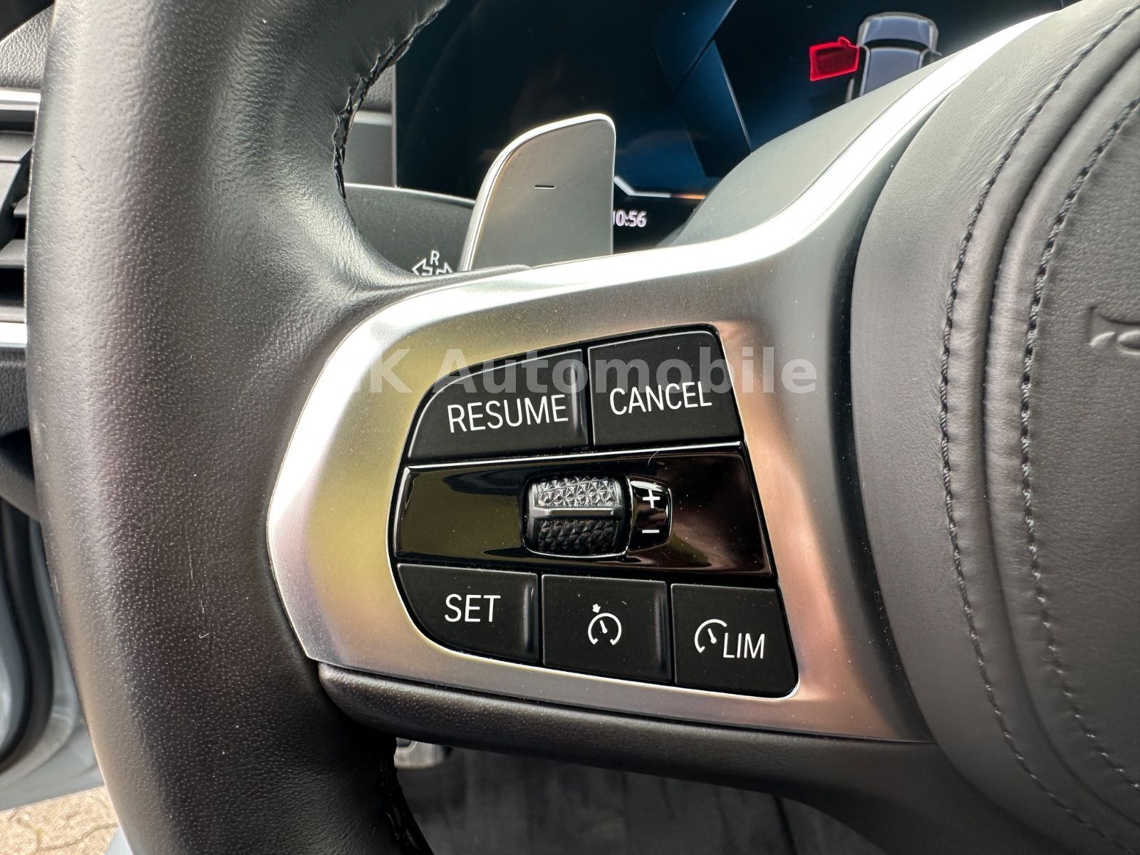 Fahrzeugabbildung BMW 320 d Touring M Sport/Navi/HeadUp/Kamera/LED