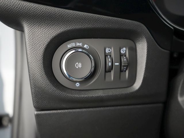 Corsa F FACELIFT GS+LED LICHT+NAVI+RÜCKFAHRKAMER