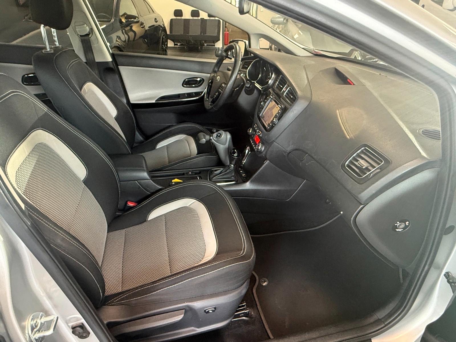 Kia Ceed Sportswagon Spirit Behindertenger. Handgas