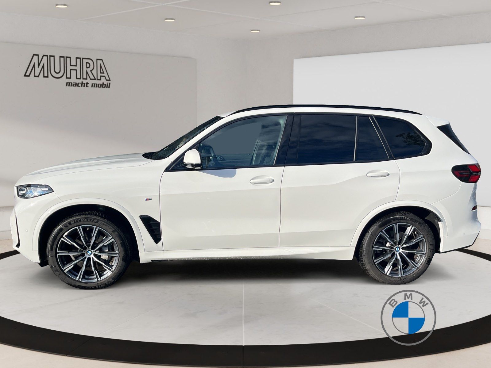 BMW X5 xDrive40d M Sport AHK Pano Sky DA PA Prof HUD foto 3
