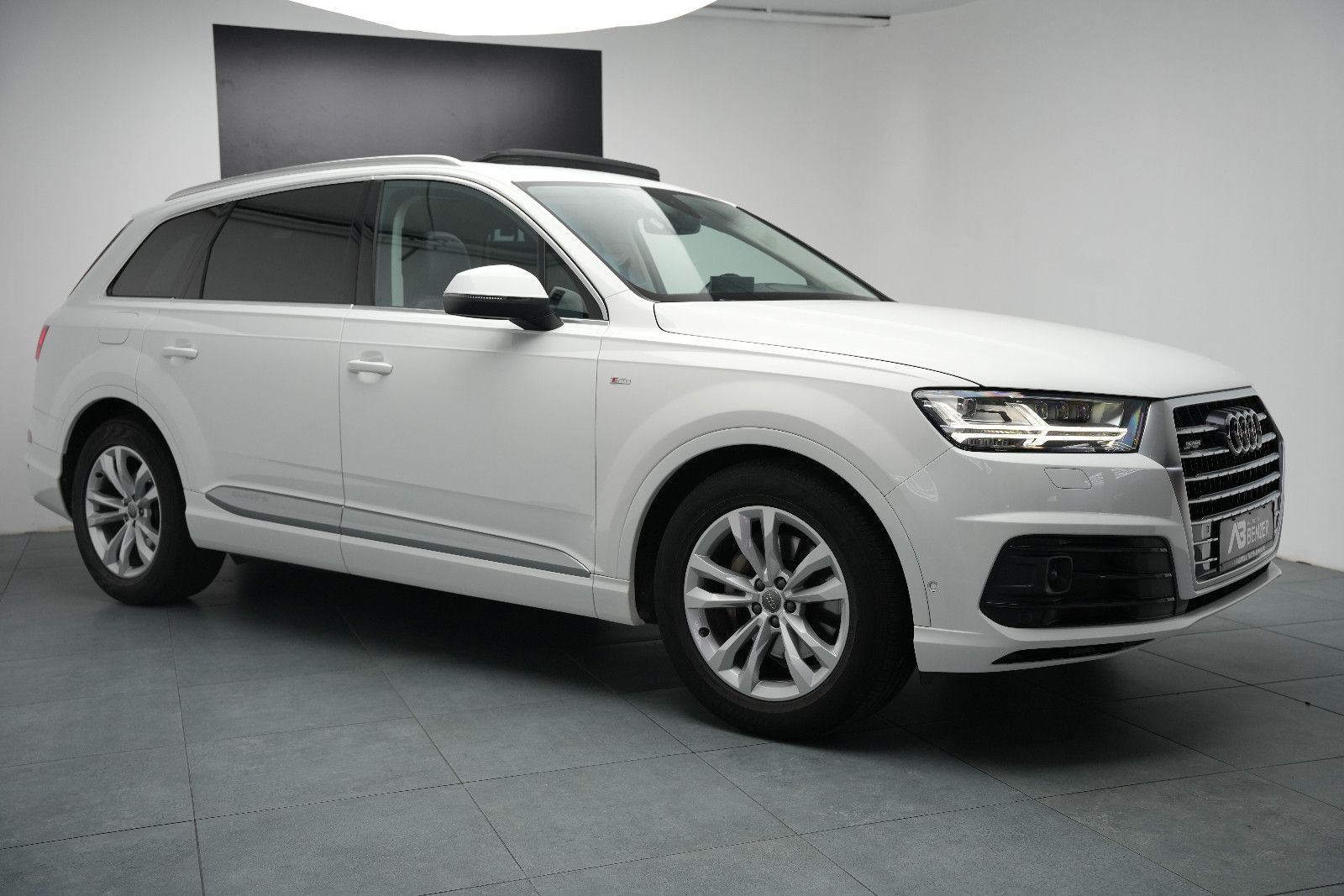 Fahrzeugabbildung Audi Q7 3.0 TDI *S-Line*Panorama*HUD*BOSE*R-Kamera*