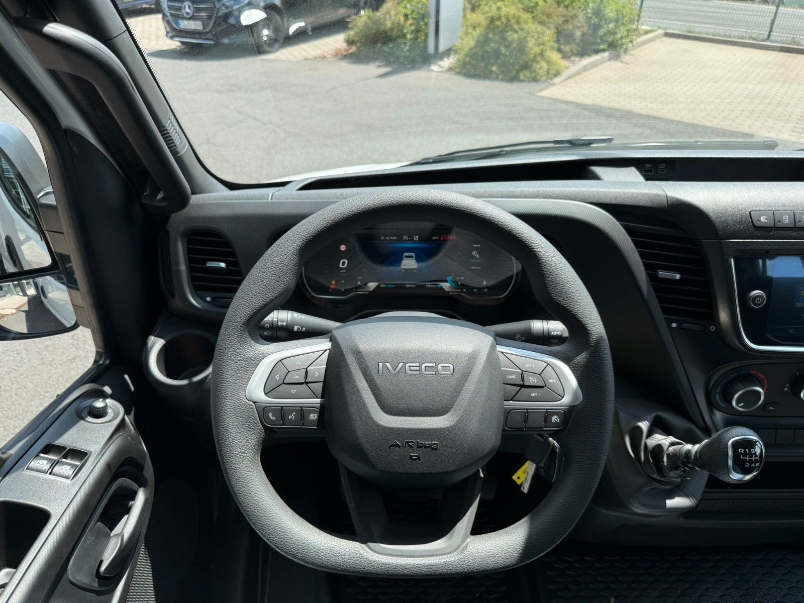 Fahrzeugabbildung Iveco 35S18H D Pritsche *R 3750 mm*AHK*Automatik*