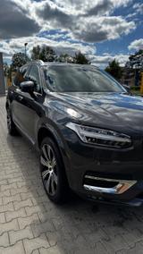 Volvo XC90 B5 Ult Bright B&W Standheizung Pano Massage - gebrauchte Volvo XC90 aus dem Jahr 2023