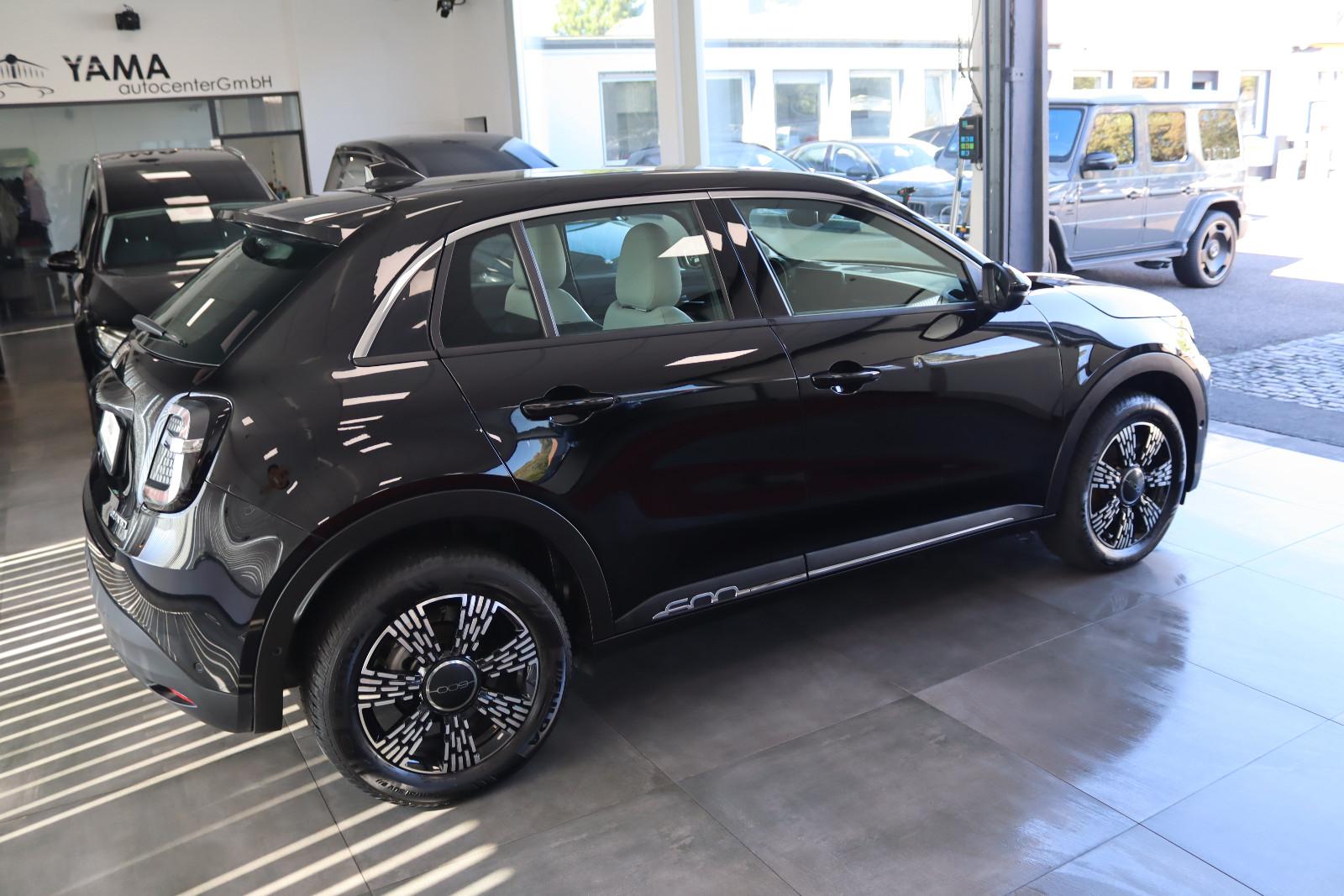 Fiat 600 1.2 Hybrid Basis  * 1.HAND *